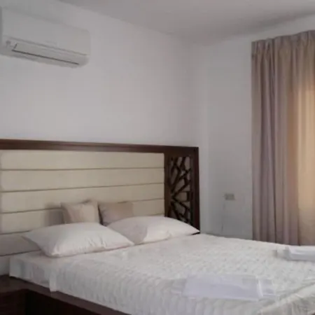Luxury Villa For Russians Apartment *
